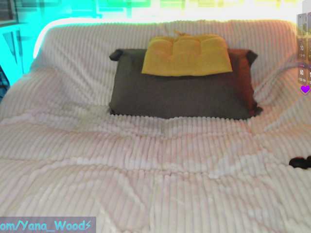 camkittana's BongaCams show and profile