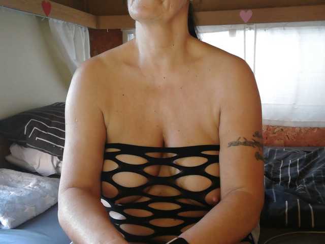 illymaus's BongaCams show and profile