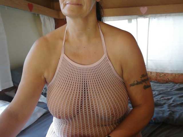 illymaus's BongaCams show and profile