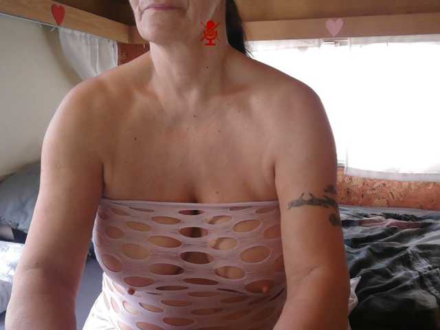 illymaus's BongaCams show and profile