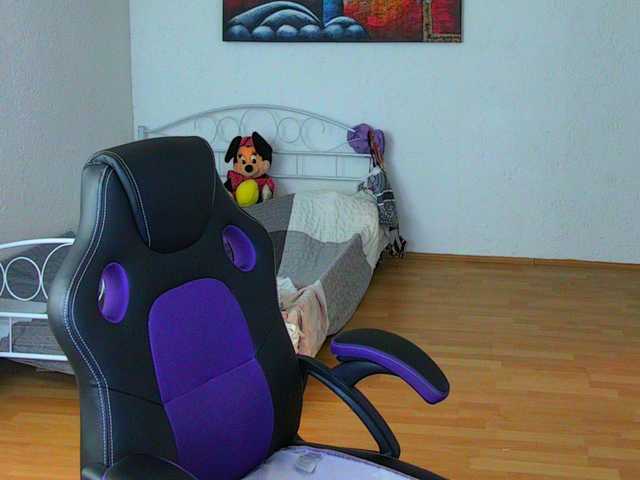 illymaus's BongaCams show and profile