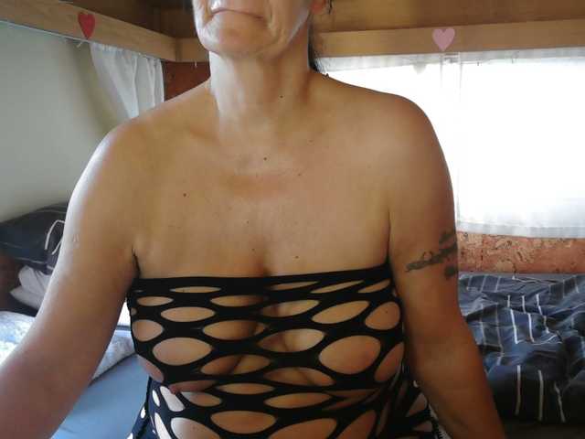 illymaus's BongaCams show and profile