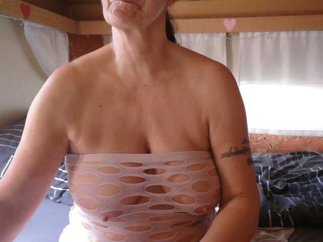 illymaus's BongaCams show and profile