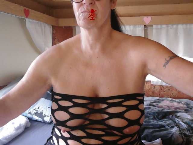 illymaus's BongaCams show and profile