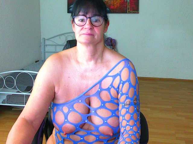 illymaus's BongaCams show and profile