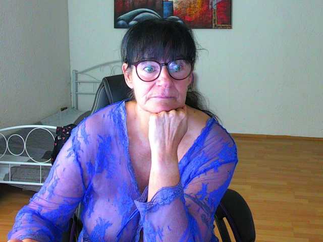 illymaus's BongaCams show and profile