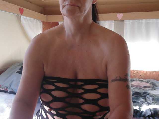 illymaus's BongaCams show and profile