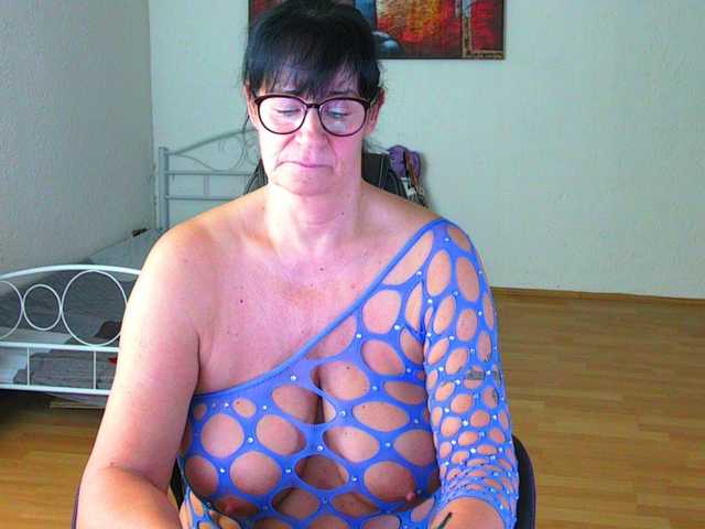 illymaus's BongaCams show and profile