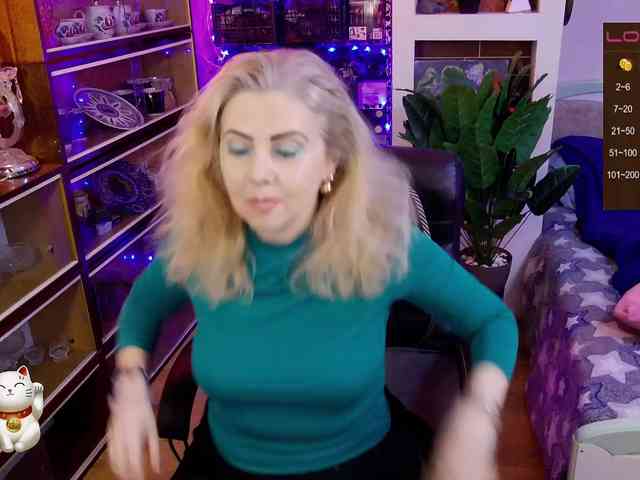 Delicecatmyau webcam