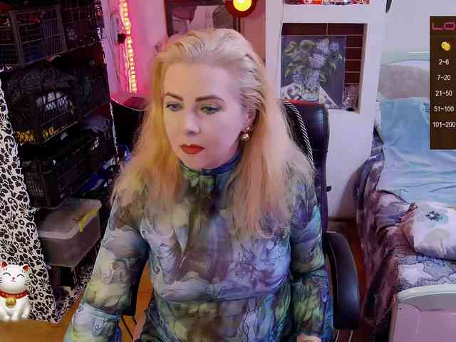 Delicecatmyau webcam