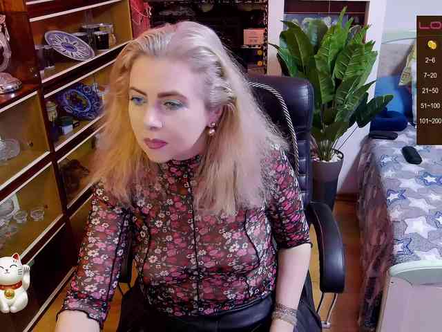 Delicecatmyau webcam