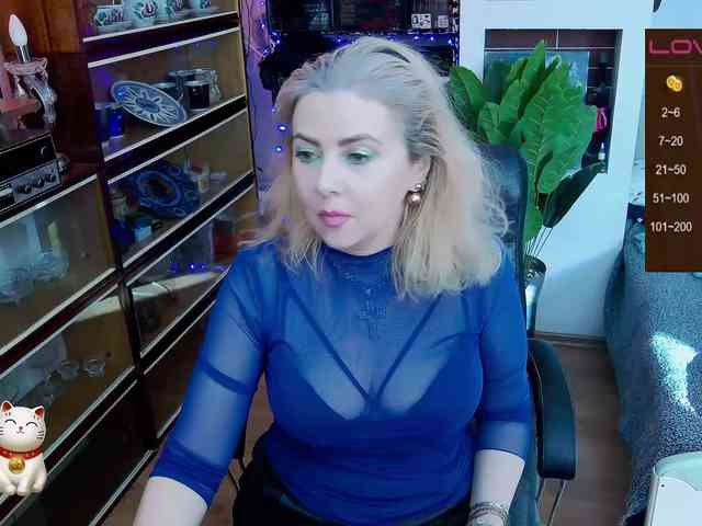 Delicecatmyau webcam