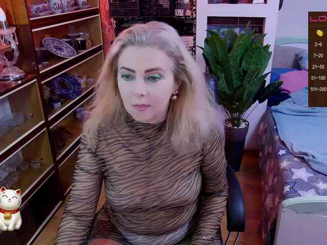 Delicecatmyau webcam