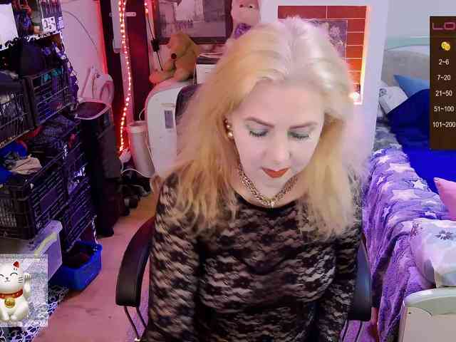 Delicecatmyau webcam