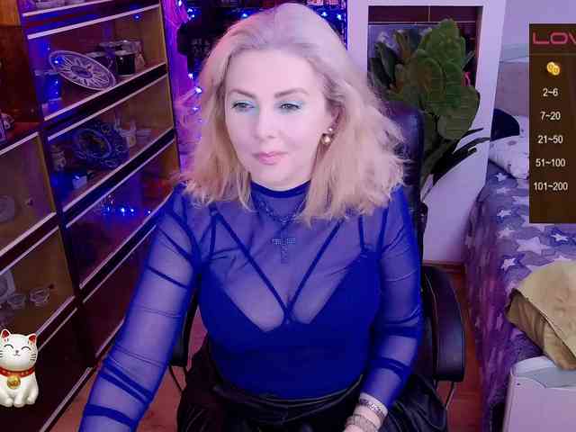 Delicecatmyau webcam