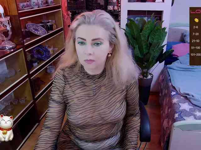 Delicecatmyau webcam