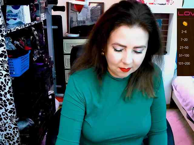 Delicecatmyau webcam