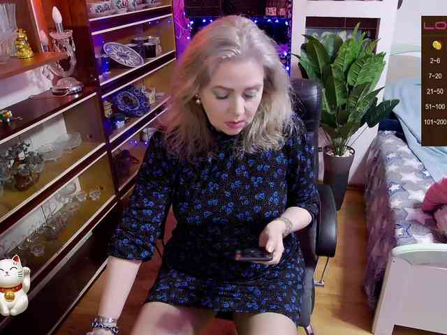 Delicecatmyau webcam