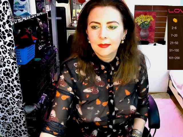 Delicecatmyau webcam