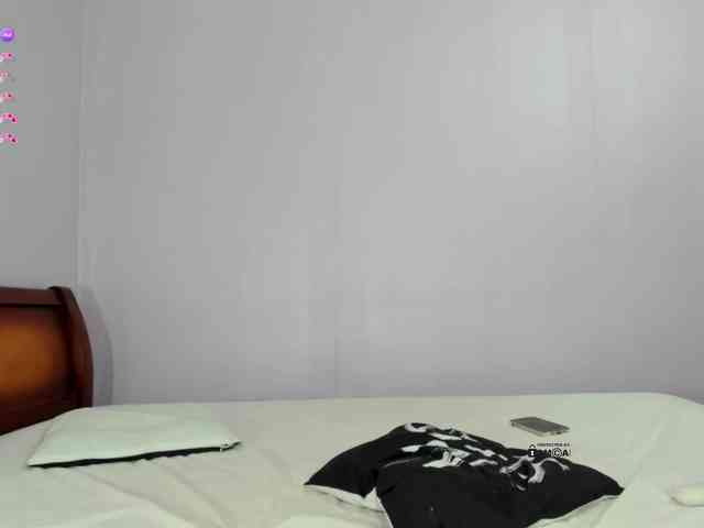 _C-h-o-c-o-l-l-a-T-e-S_ webcam