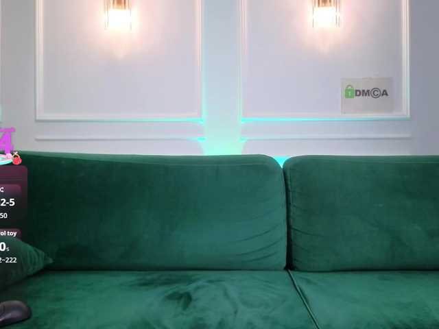 Evocative1's BongaCams show and profile