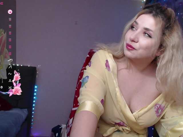 Liliya010's BongaCams show and profile