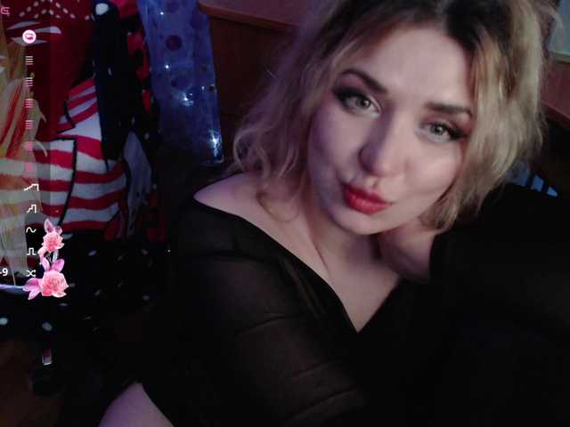 Liliya010's BongaCams show and profile