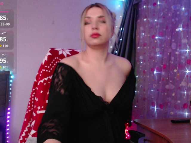Liliya010's BongaCams show and profile