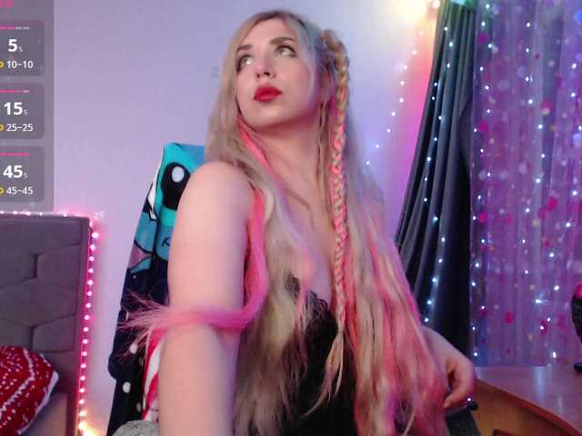 Liliya010's BongaCams show and profile