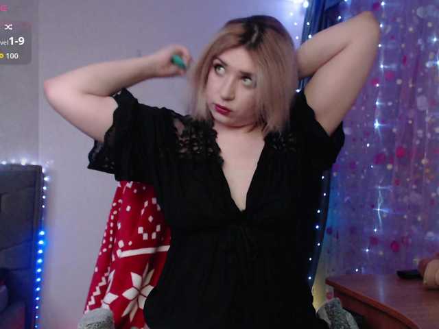 Liliya010's BongaCams show and profile