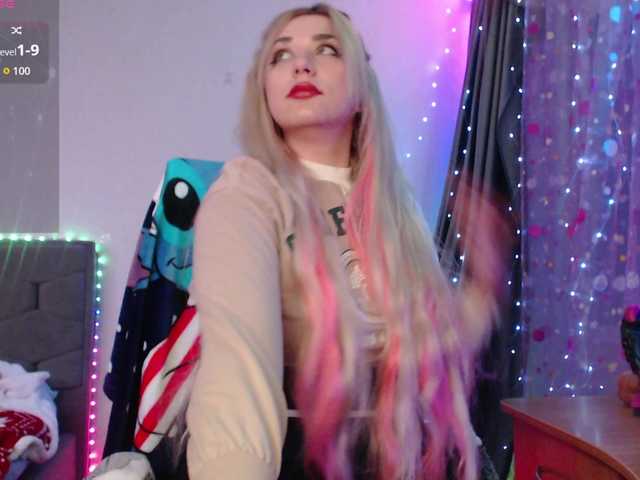 Liliya010's BongaCams show and profile