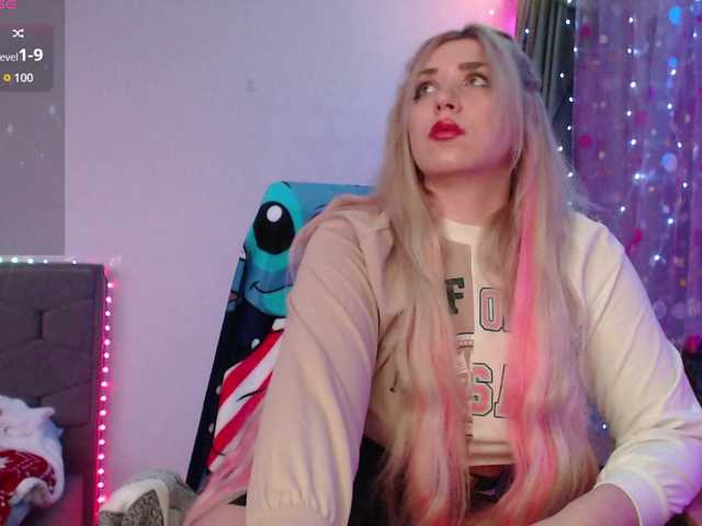 Liliya010's BongaCams show and profile