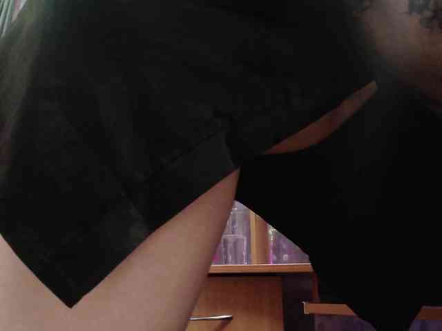Liliya010 webcam