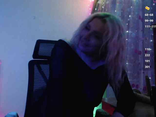 Liliya010 webcam