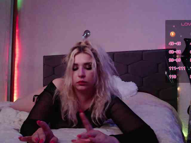 Liliya010 webcam