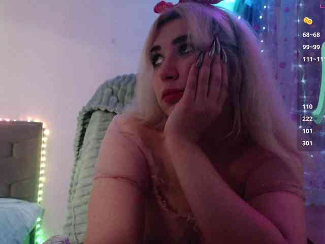Liliya010 webcam