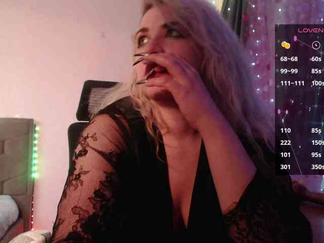 Liliya010 webcam