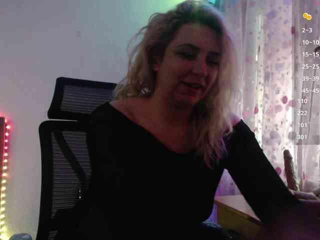 Liliya010 webcam