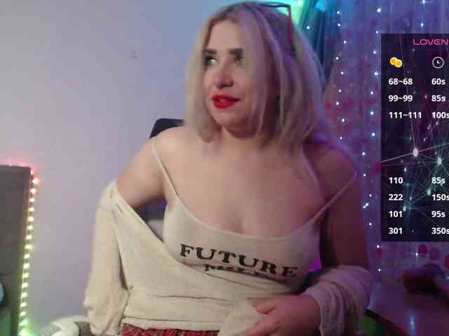 Liliya010 webcam
