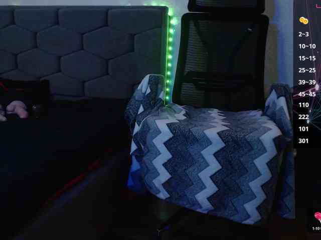 Liliya010 webcam