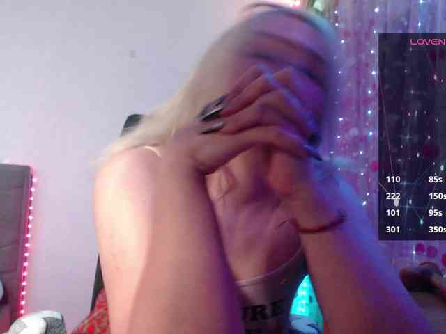 Liliya010 webcam