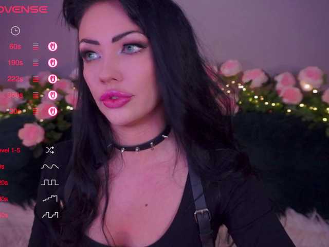 LADYCharmer's BongaCams show and profile