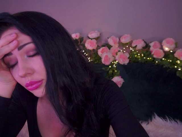 LADYCharmer's BongaCams show and profile