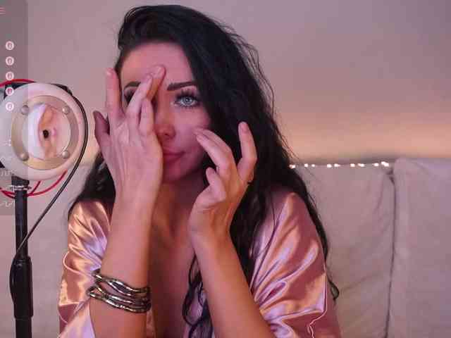 LADYCharmer webcam