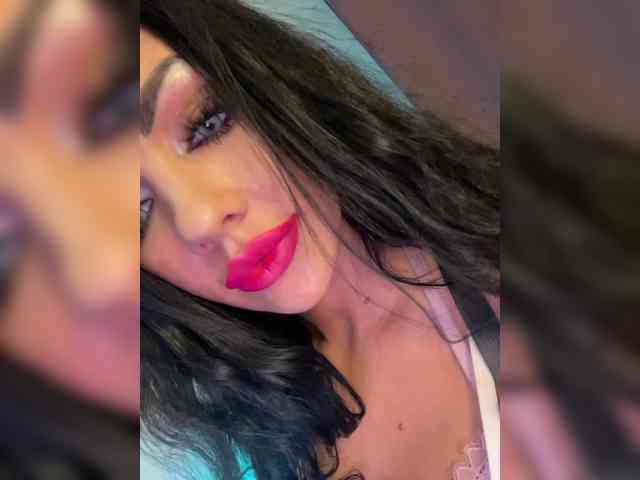 LADYCharmer webcam