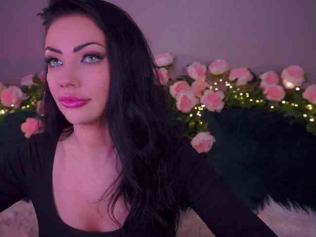 Miss_CHARMER webcam