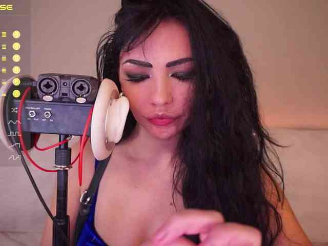 LADYCharmer webcam