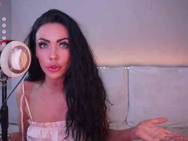 LADYCharmer webcam