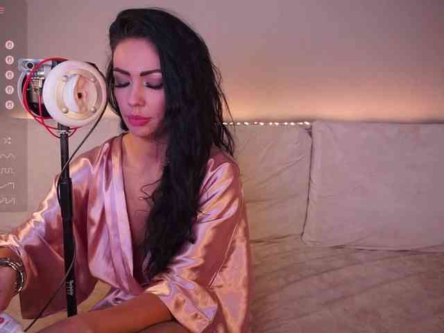 LADYCharmer webcam