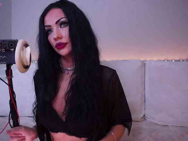 LADYCharmer webcam